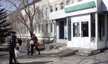Депутат ЗС региона Александр Гаськов проверил районную больницу в Шелехове